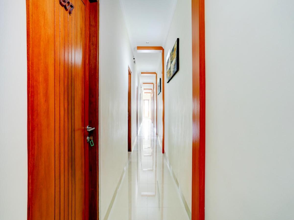 Super Oyo Capital O 90291 Vin Stay Petanu Pesanggaran Exterior foto